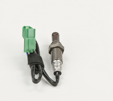 Load image into Gallery viewer, 15798 Oxygen Sensor Bosch Canada