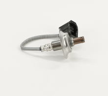 Load image into Gallery viewer, 15802 Oxygen Sensor Bosch Canada