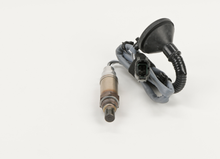Charger l'image dans la galerie, 15857 Actual OE Oxygen Sensor Bosch Canada