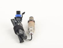 Load image into Gallery viewer, 15897 Oxygen Sensor Bosch Canada