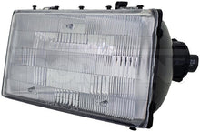 Charger l'image dans la galerie, 1590413 Headlight Assembly Dorman Canada