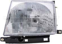 Charger l'image dans la galerie, 1590795 Headlight Assembly Dorman Canada