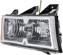 Charger l'image dans la galerie, 1591038 Headlight Assembly Dorman Canada