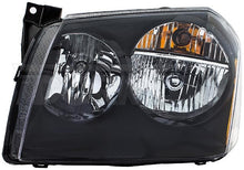 Charger l'image dans la galerie, 1591061 Headlight Assembly Dorman Canada