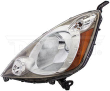 Charger l'image dans la galerie, 1592240 Headlight Assembly Dorman Canada