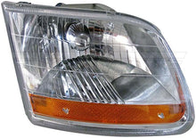 Charger l'image dans la galerie, 1592252 Headlight Assembly Dorman Canada