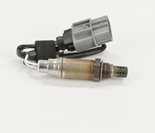 Load image into Gallery viewer, 15955 Oxygen Sensor Bosch Canada