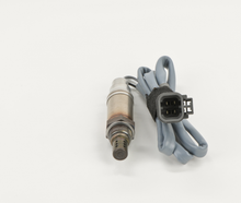 Load image into Gallery viewer, 15961 Oxygen Sensor Bosch Canada