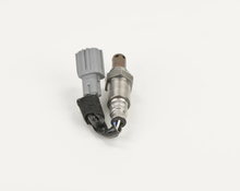Load image into Gallery viewer, 15964 Wide-band Oxygen Sensor Bosch Canada