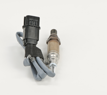 Load image into Gallery viewer, 15967 Oxygen Sensor Bosch Canada