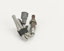 Load image into Gallery viewer, 15972 Oxygen Sensor Bosch Canada