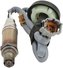 Load image into Gallery viewer, 15975 Oxygen Sensor Bosch Canada