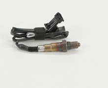 Charger l'image dans la galerie, 16064 Oxygen Sensor Bosch Canada