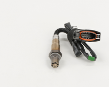 Load image into Gallery viewer, 16065 Oxygen Sensor Bosch Canada