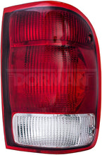 Charger l'image dans la galerie, 1610275 Tail Light Assembly Dorman Canada