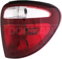 Charger l'image dans la galerie, 1610475 Tail Light Assembly Dorman Canada