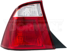 Charger l'image dans la galerie, 1611190 Tail Light Assembly Dorman Canada