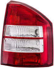 Charger l'image dans la galerie, 1611251 Tail Light Assembly Dorman Canada
