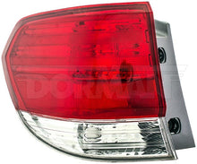 Charger l'image dans la galerie, 1611272 Tail Light Assembly Dorman Canada