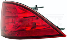 Charger l'image dans la galerie, 1611337 Tail Light Assembly Dorman Canada