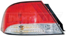 Charger l'image dans la galerie, 1611450 Tail Light Assembly Dorman Canada