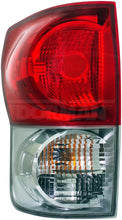 Charger l'image dans la galerie, 1611540 Tail Light Assembly Dorman Canada
