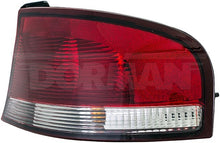 Charger l'image dans la galerie, 1611552 Tail Light Assembly Dorman Canada