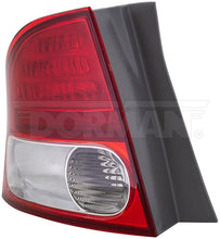 Charger l'image dans la galerie, 1611634 Tail Light Assembly Dorman Canada