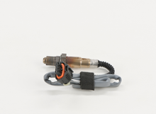 Charger l'image dans la galerie, 16205 Actual OE Oxygen Sensor Bosch Canada