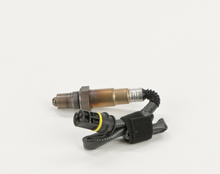 Charger l'image dans la galerie, 16272 Oxygen Sensor Bosch Canada