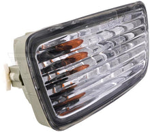 Load image into Gallery viewer, 1631060 Turn Signal / Parking Light Assembly Dorman Canada