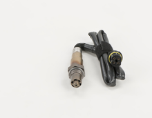 Load image into Gallery viewer, 16359 Oxygen Sensor Bosch Canada