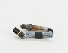 Charger l'image dans la galerie, 16473 Oxygen Sensor Bosch Canada