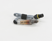 Charger l'image dans la galerie, 16473 Oxygen Sensor Bosch Canada