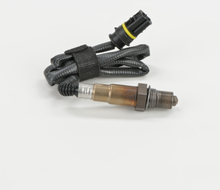 Load image into Gallery viewer, 16475 Oxygen Sensor Bosch Canada