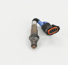 Load image into Gallery viewer, 16507 Actual OE Oxygen Sensor Bosch Canada
