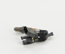 Load image into Gallery viewer, 16586 Oxygen Sensor Bosch Canada