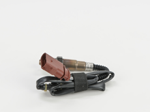 Load image into Gallery viewer, 16587 Oxygen Sensor Bosch Canada