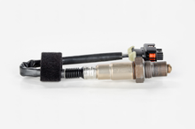 Load image into Gallery viewer, 16736 Oxygen Sensor Bosch Canada