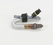 Charger l'image dans la galerie, 16790 Oxygen Sensor Bosch Canada