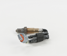 Charger l'image dans la galerie, 16826 Actual OE Oxygen Sensor Bosch Canada