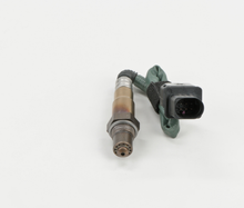 Load image into Gallery viewer, 17004 Wide-band Oxygen Sensor Bosch Canada