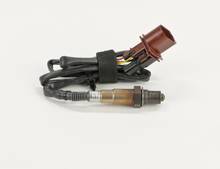 Charger l'image dans la galerie, 17005 Wide-band Oxygen Sensor Bosch Canada