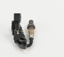 Load image into Gallery viewer, 17014 Wide-band Oxygen Sensor Bosch Canada
