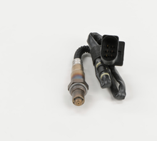 Load image into Gallery viewer, 17014 Wide-band Oxygen Sensor Bosch Canada