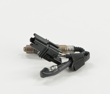 Load image into Gallery viewer, 17018 Wide-band Oxygen Sensor Bosch Canada