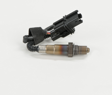 Load image into Gallery viewer, 17018 Wide-band Oxygen Sensor Bosch Canada