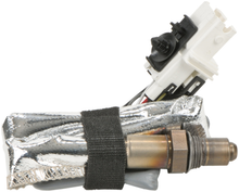 Load image into Gallery viewer, 17036 Wide-band Oxygen Sensor Bosch Canada