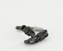 Load image into Gallery viewer, 17068 Wide-band Oxygen Sensor Bosch Canada