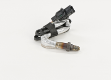 Load image into Gallery viewer, 17070 Wide-band Oxygen Sensor Bosch Canada